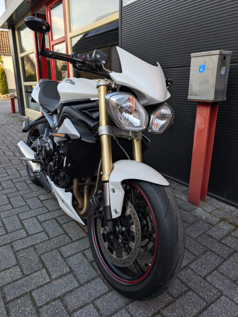 2018 Triumph Street Triple 675