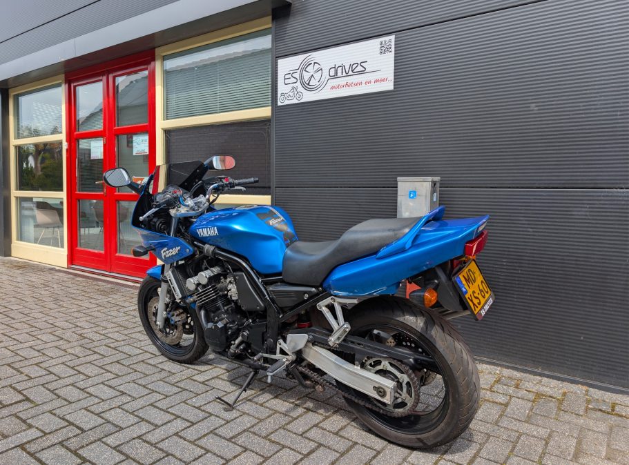 2001 Yamaha FZS600 Fazer 2001 Yamaha FZS600 Fazer