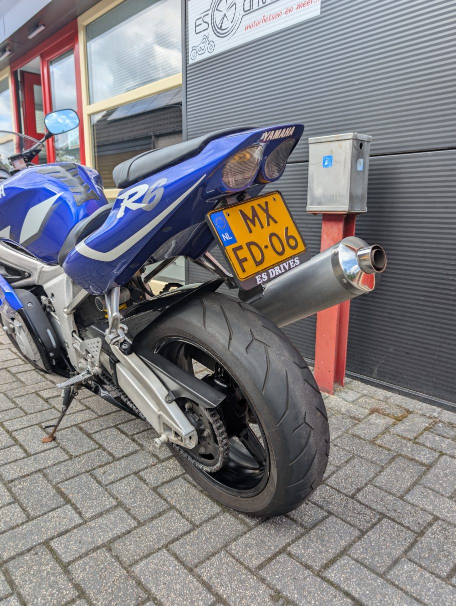 2001 Yamaha YZF-R6 | 27.211 km !! 2001 Yamaha YZF-R6 | 27.211 km !!