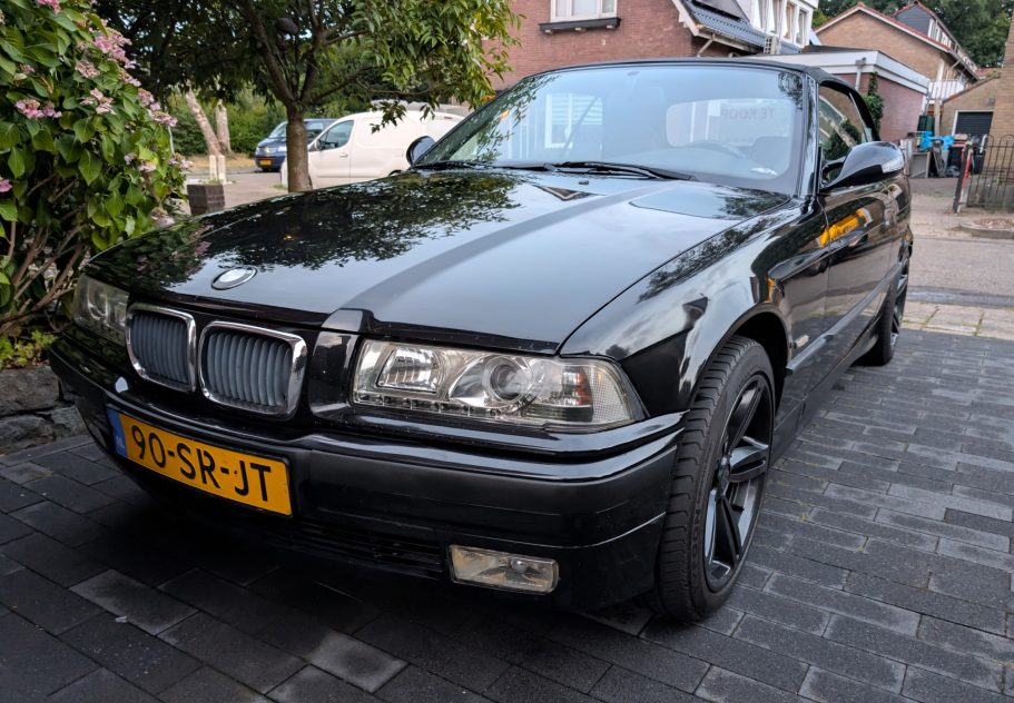 BMW 318i Cabrio E36 BMW 318i Cabrio E36